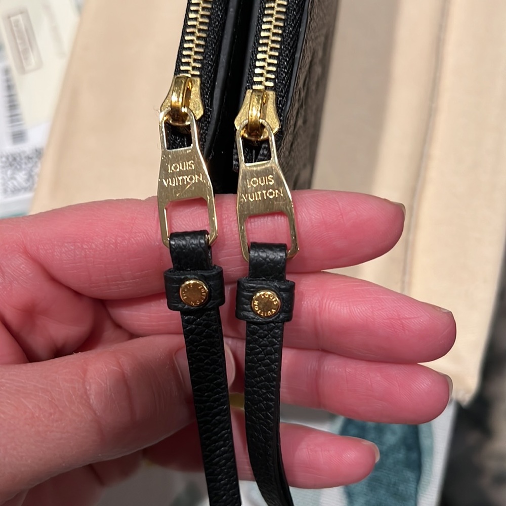 LV Adele Empreinte wallet - Picture 4 of 7
